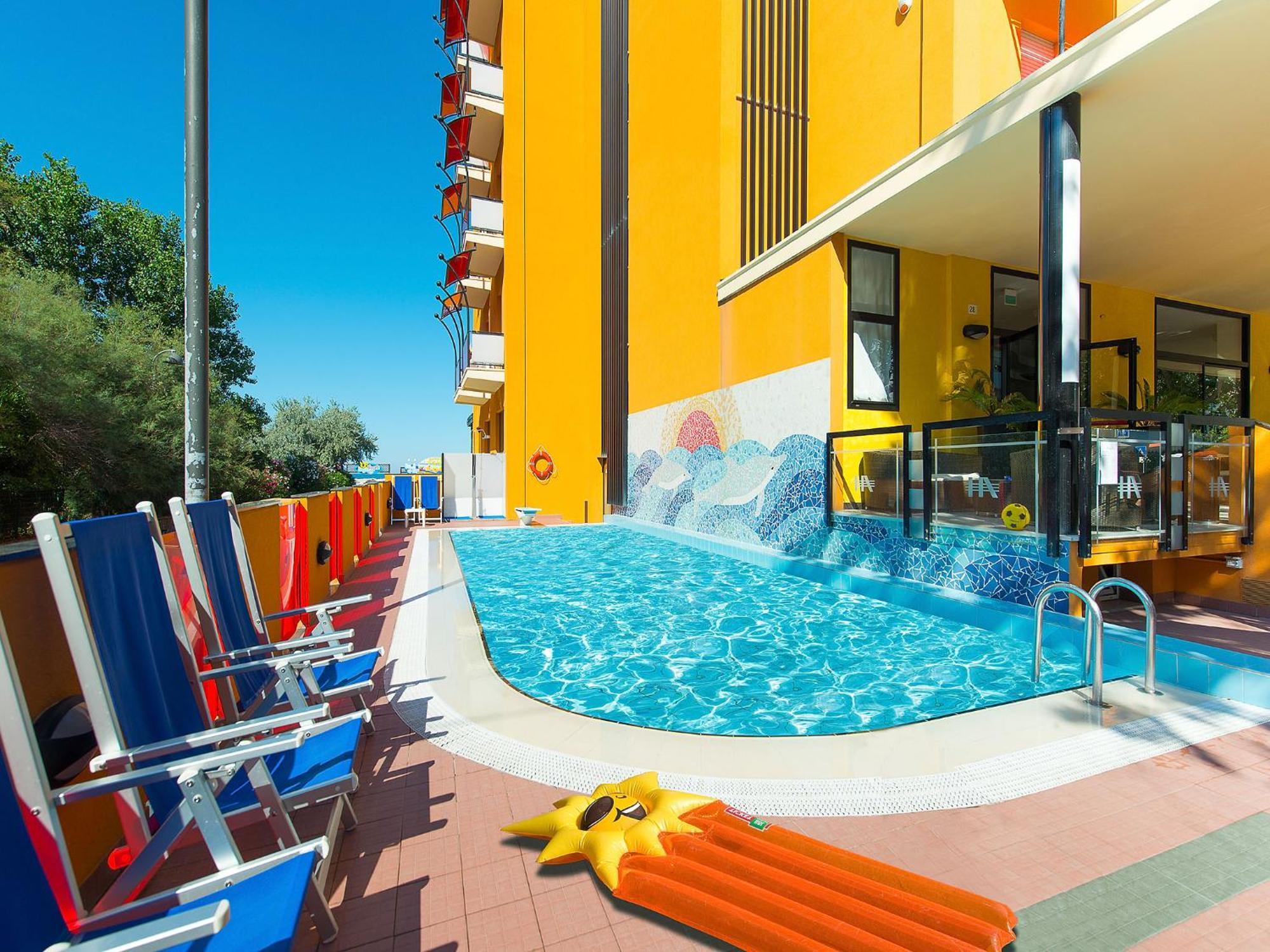 Viva Beach Hotel Rimini Luaran gambar